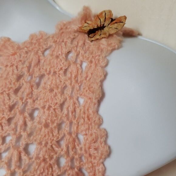 VINTAGE Peach Color Crocheted Butterfly Embellished Top  - Picture 4 of 11